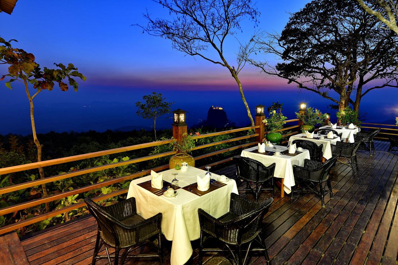 Popa Mountain Resort Mount Popa Extérieur photo