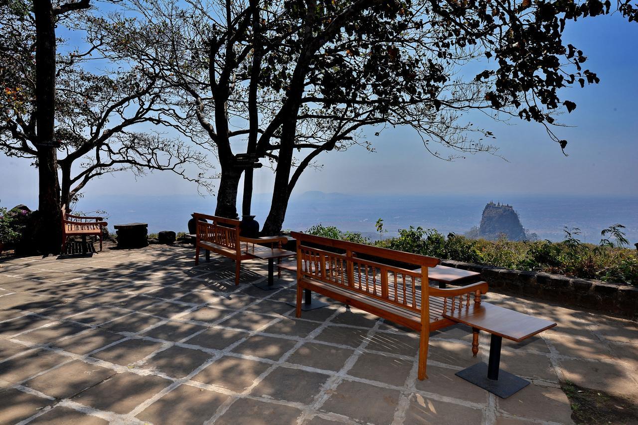 Popa Mountain Resort Mount Popa Extérieur photo